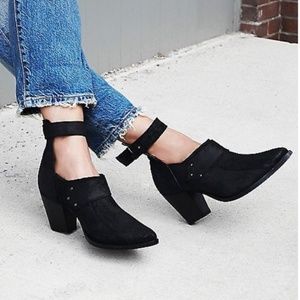 Free People Avery Heel Boot NWOT
